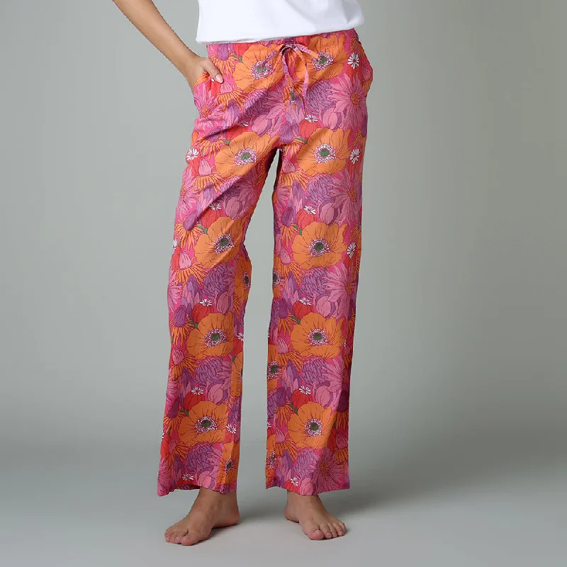 women's pajamas with a charming floral patternTiana  Pant in a bag