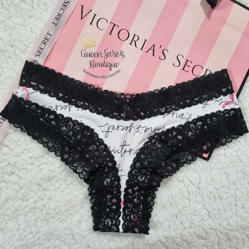 women's pajamas designed for those who believe in sweet dreams and cozy nights.wireless lace bra with adjustable straps for versatilityPanty mod. 3 S