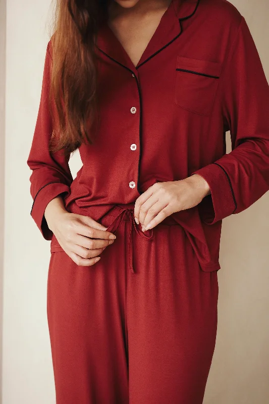 women's pajamas with a vintage lookSignature Long Pyjamas Pants in Wine