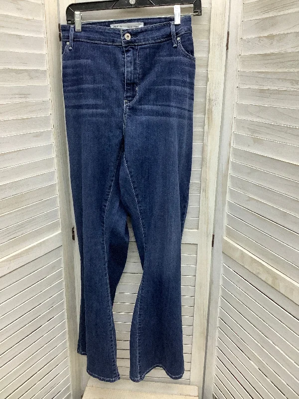 Women's Jodhpurs with Peter Pan CollarJeans Boot Cut By Levis  Size: 24