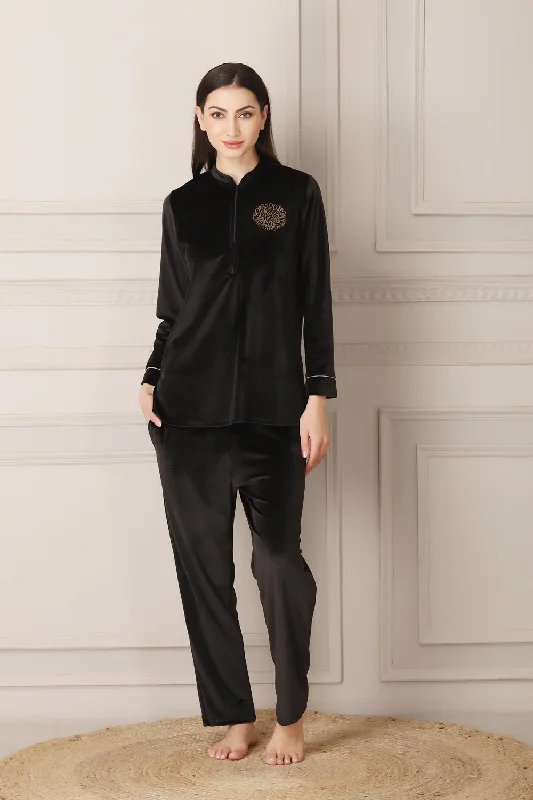 women's pajamas with a relaxed fitWarm Night suit in Super soft luxe Velvet Black